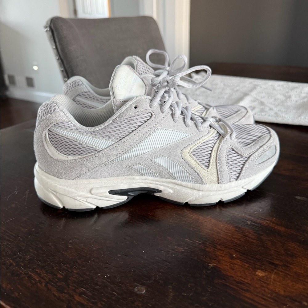 Reebok Women's Gray and White Sneakers